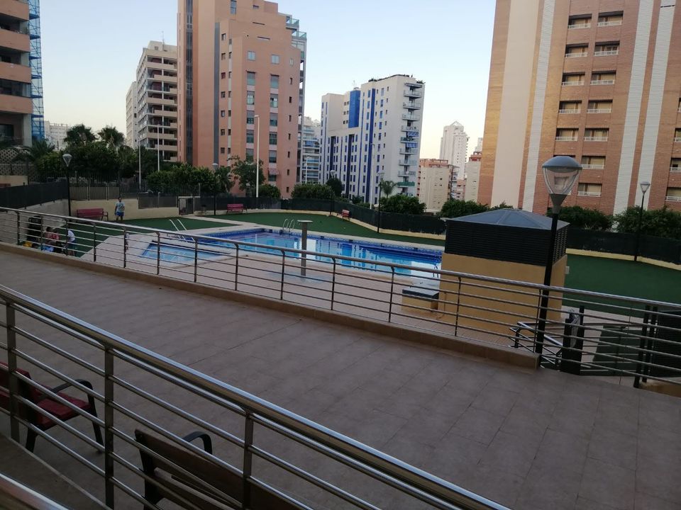 Lejlighed i Villajoyosa, Alicante - foto 4
