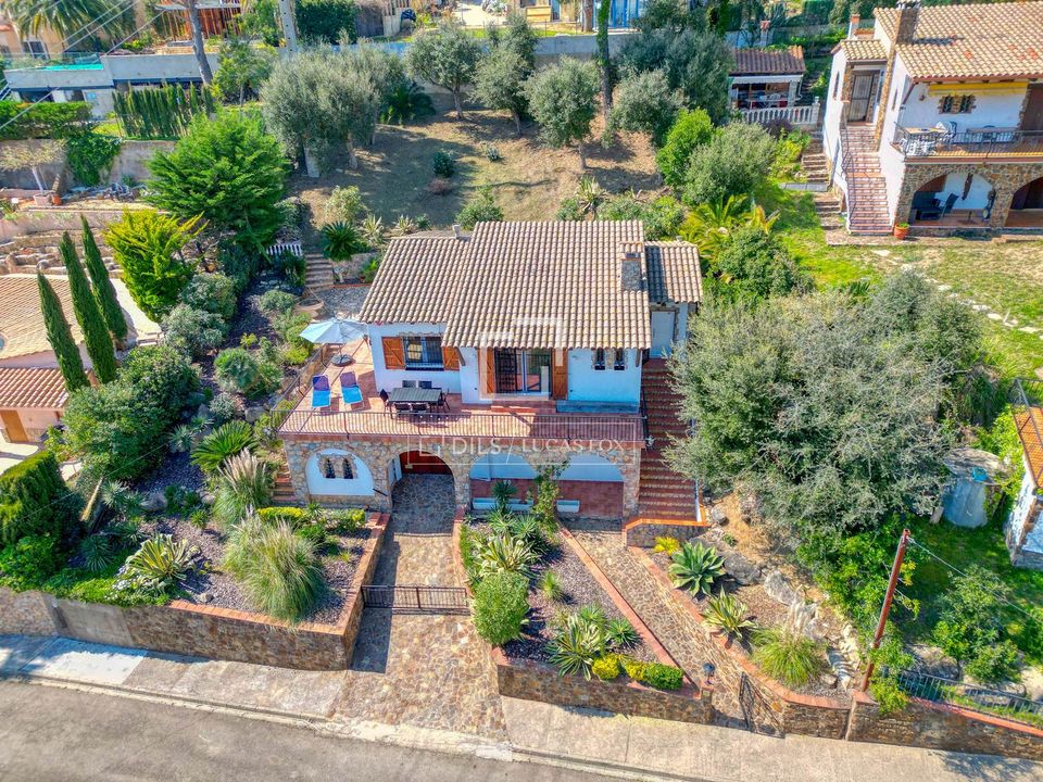 Villa i Castell-Platja D'aro, Gerona - foto 1