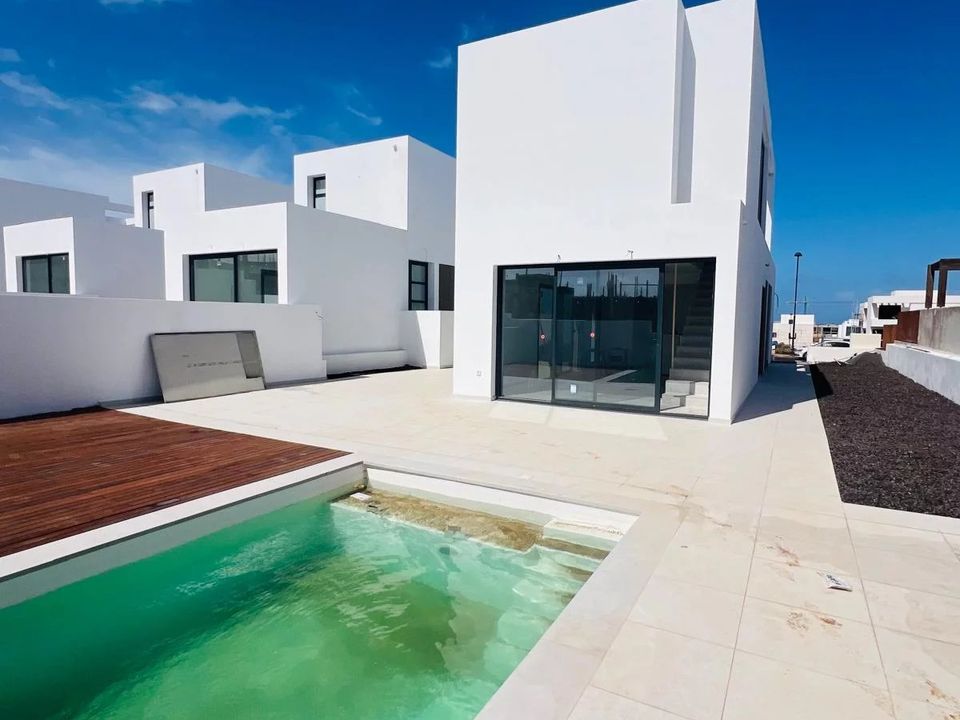 Villa in Corralejo, Fuerteventura - foto 1