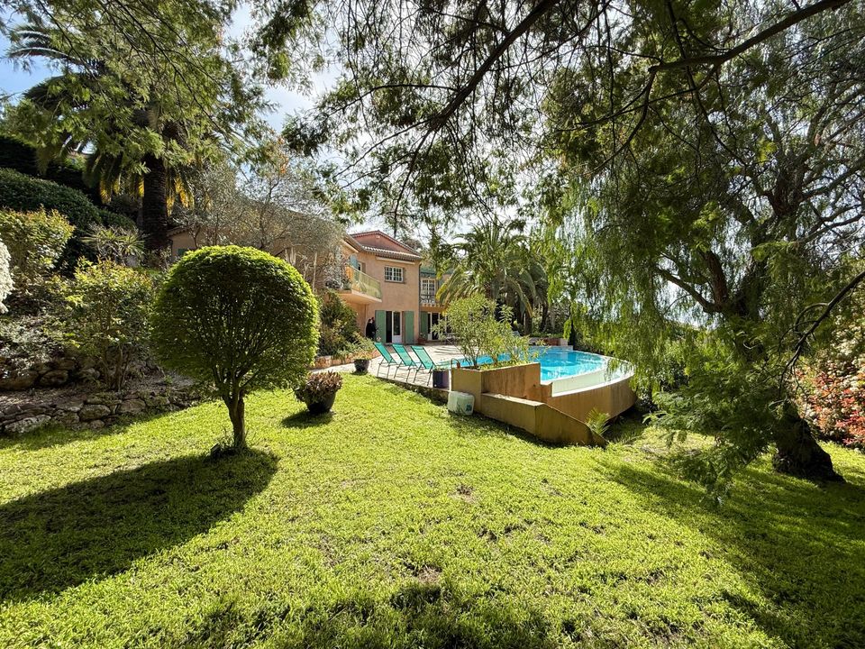 Villa a Theoule-sur-Mer, Alpes-Maritimes - foto 2