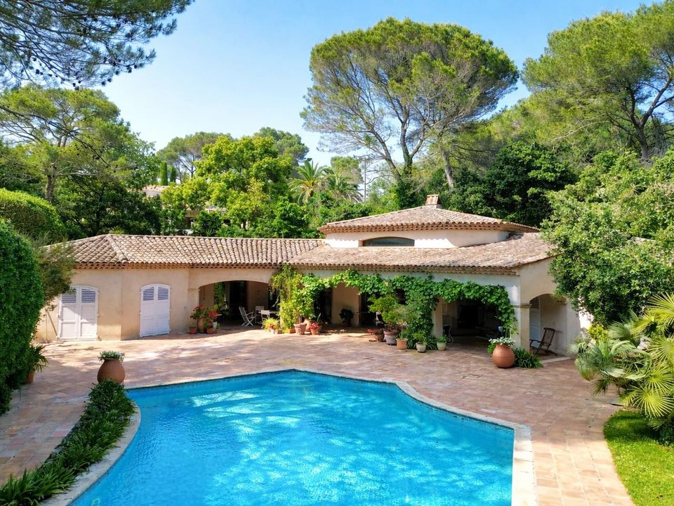 Villa i Mougins, Alpes-Maritimes - foto 1