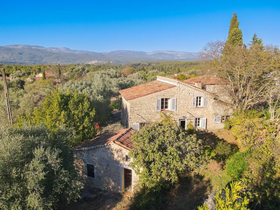 Villa i Saint-Paul-en-Foret, Var - foto 1