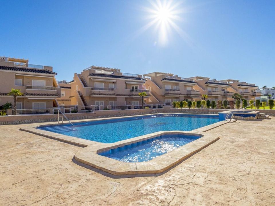 Byhus i Punta Prima, Alicante - foto 1