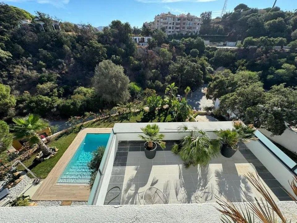 Villa i Elviria, Malaga - foto 1