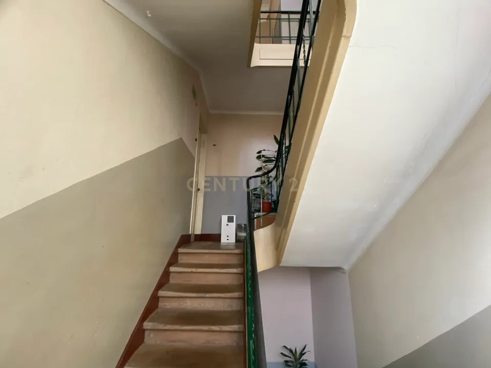 Erhvervsejendom i Moscavide, Lisbon - foto 2