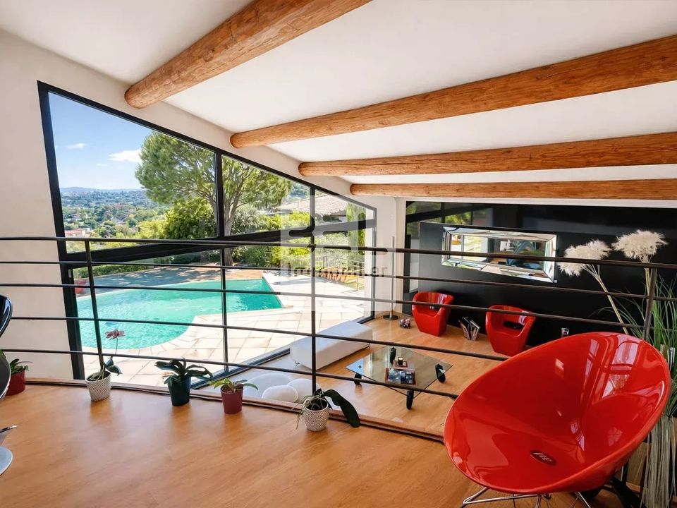 Haus in Villeneuve-lès-Avignon, Gard - Foto 1