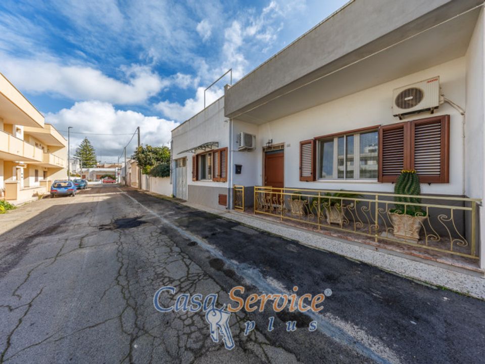 Villa i Taviano, Lecce - foto 1