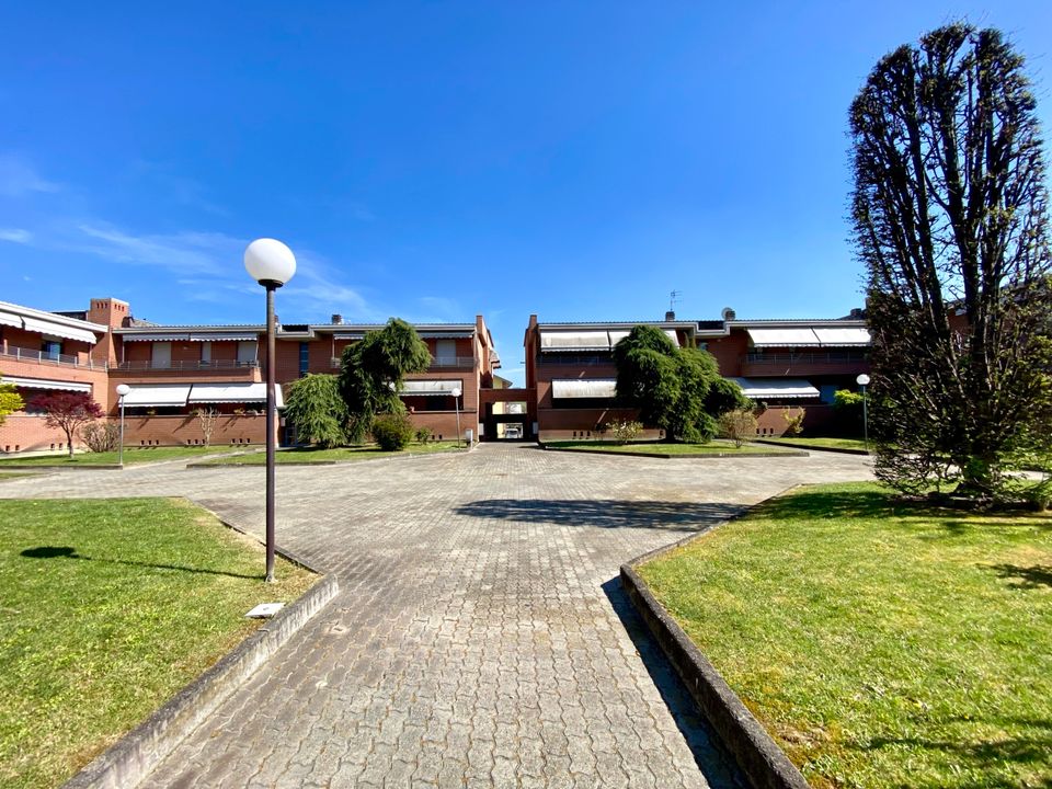 Lejlighed i Grinzane Cavour, Cuneo - foto 1