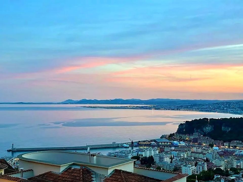 Villa i Nice, Alpes-Maritimes - foto 1