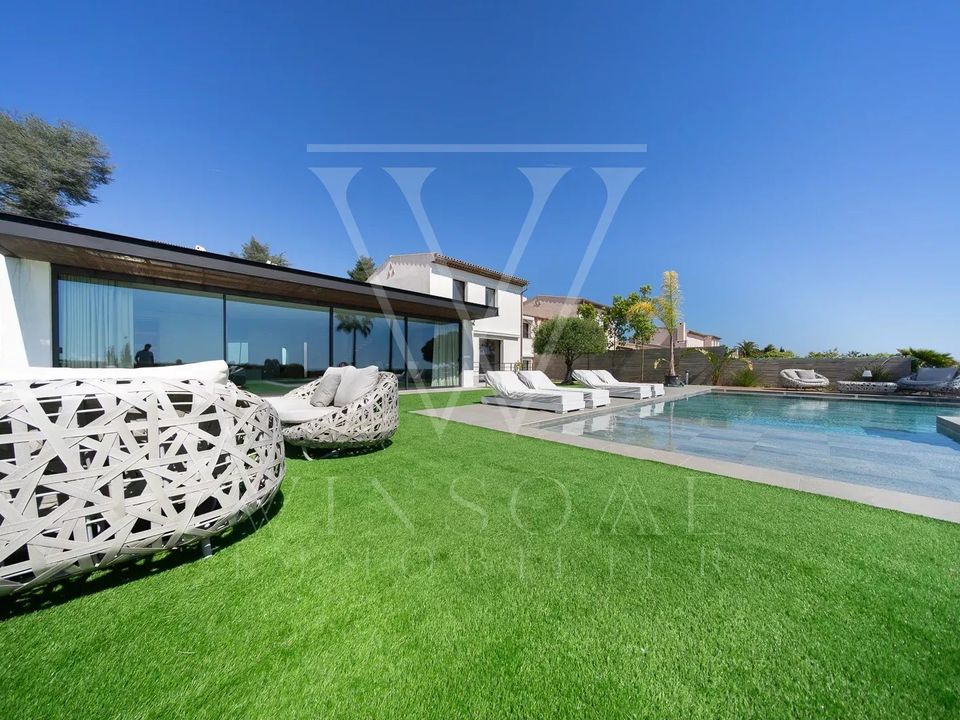Villa i Villeneuve-Loubet, Alpes-Maritimes - foto 4