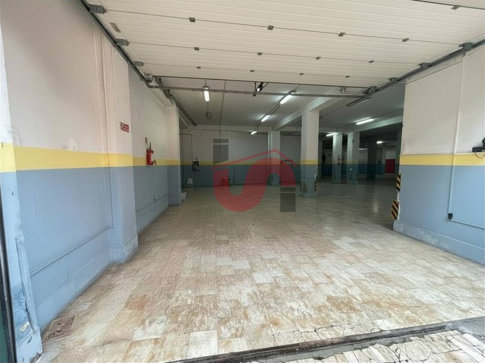 L'establiment comercial a Benevento, Benevento - foto 2