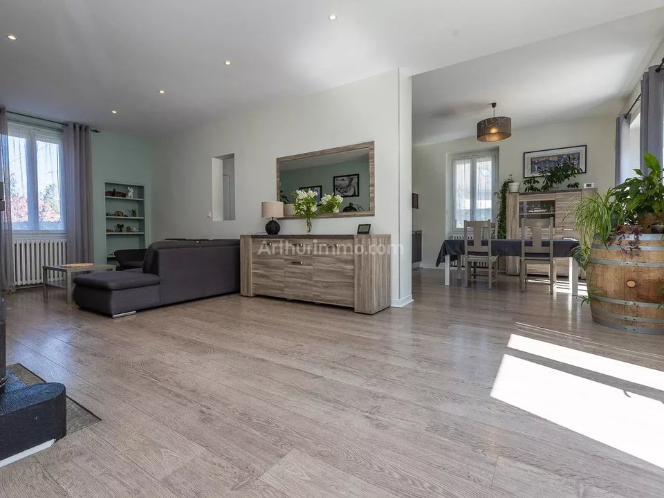 Villa i Saint-Genix-les-Villages, Savoie - foto 5