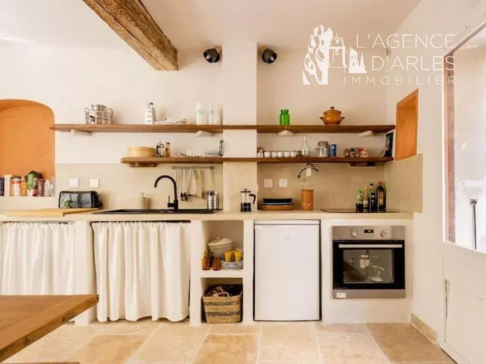 Casa de pueblo en Arles, Bouches-du-Rhone - foto 3