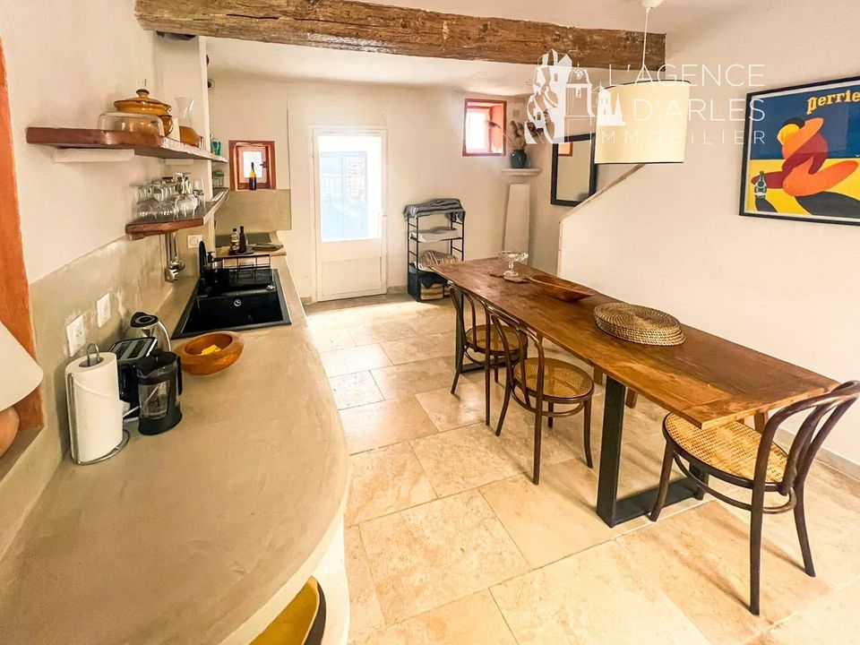 Casa de pueblo en Arles, Bouches-du-Rhone - foto 4