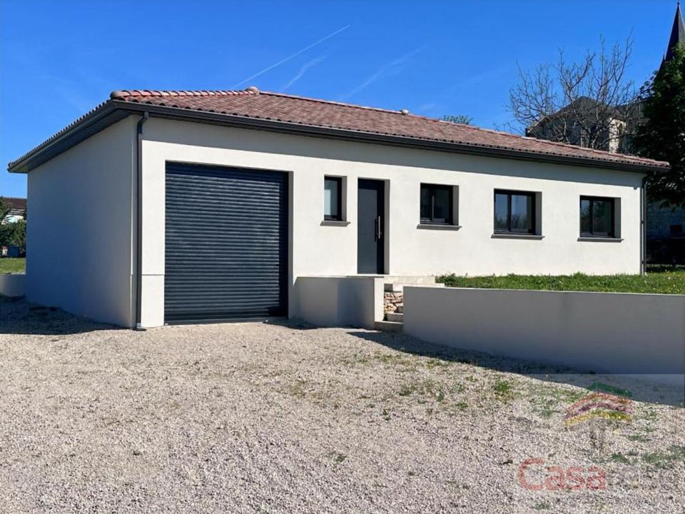 Villa - Concots, Lot - photo 1