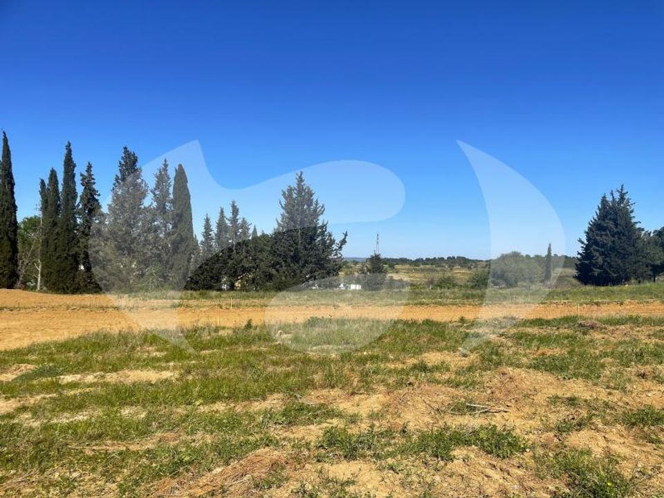Helårsgrund i Moussan, Aude - foto 1
