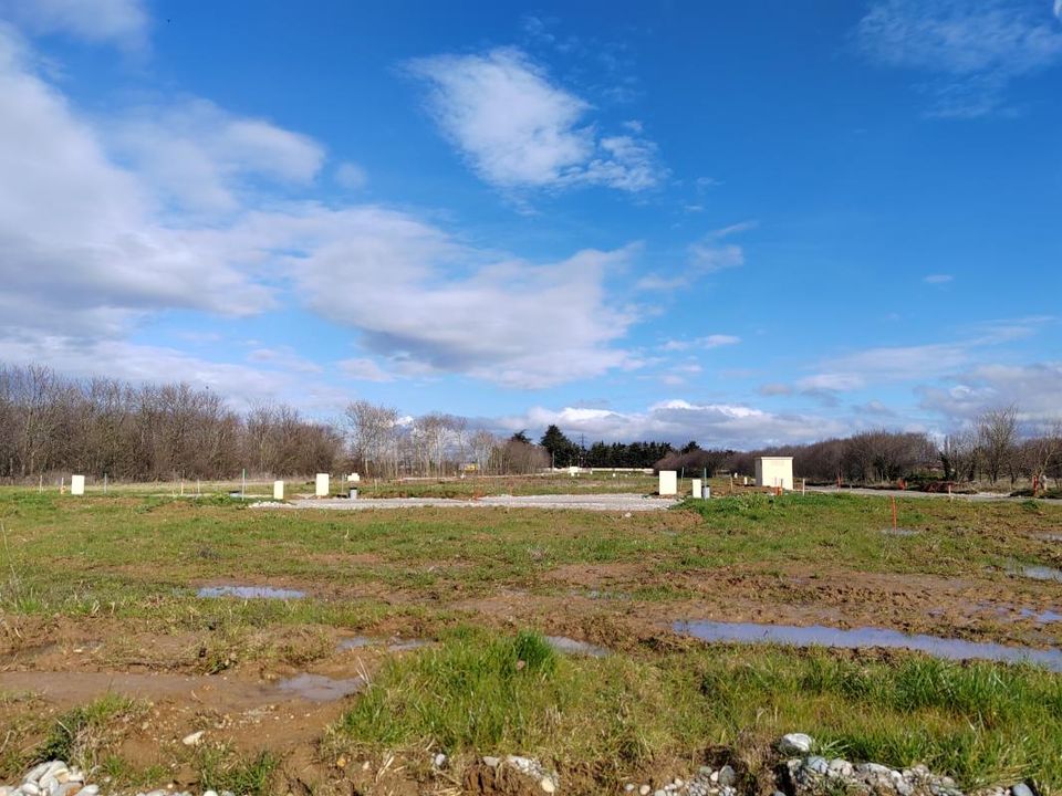 Helårsgrund i Valence, Drome - foto 1
