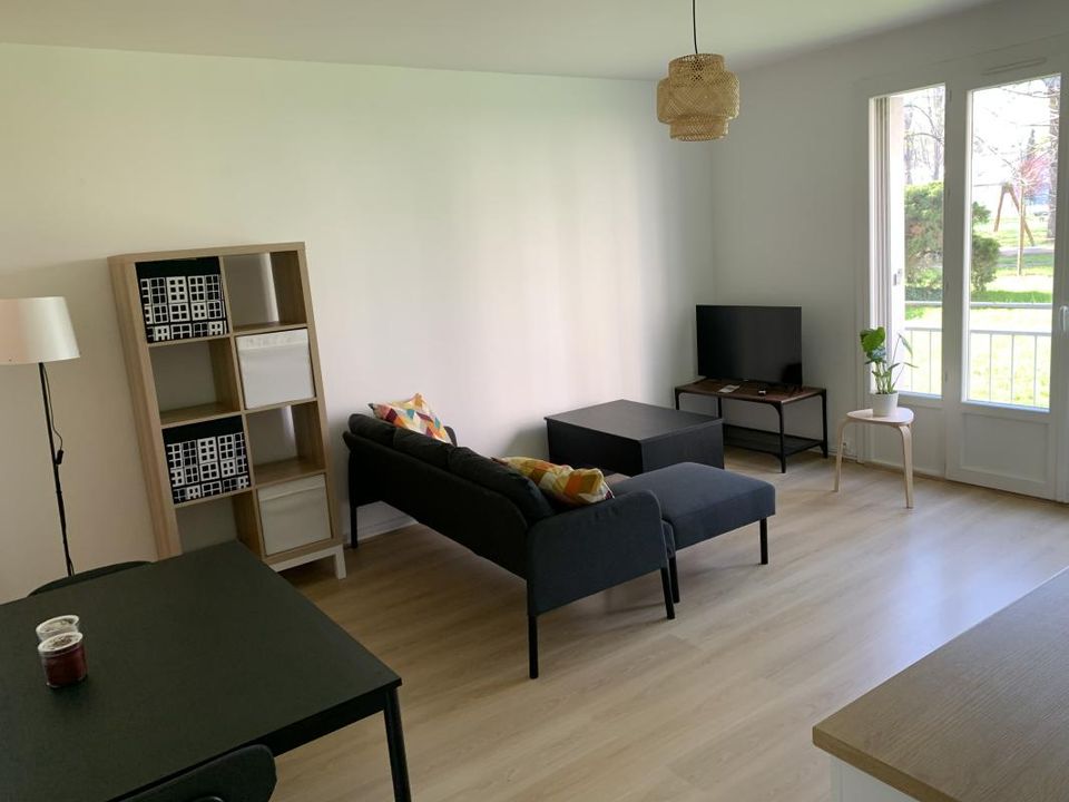 Lejlighed i Sainte-Foy-les-Lyon, Rhone - foto 2