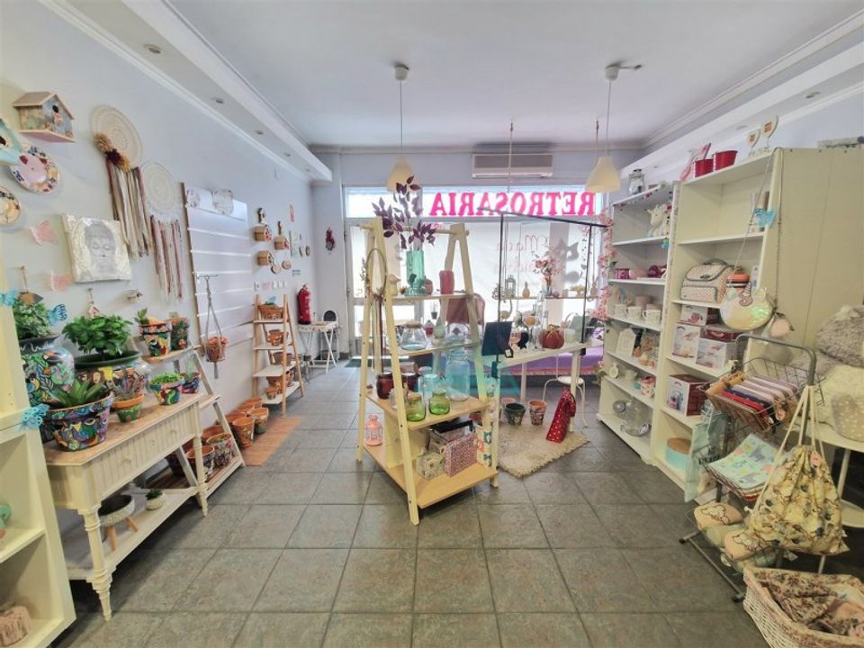 Erhvervsejendom i Amora, Setubal - foto 2