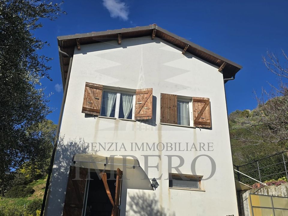 Villa i Ventimiglia, Imperia - foto 1