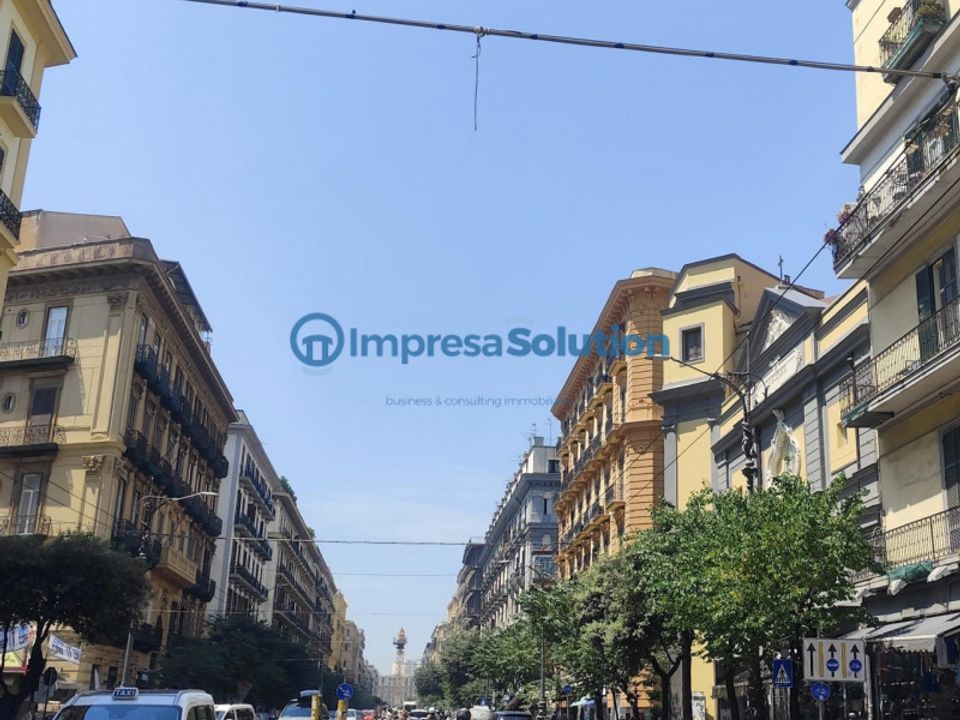 Erhvervsejendom i Naples, Naples - foto 2
