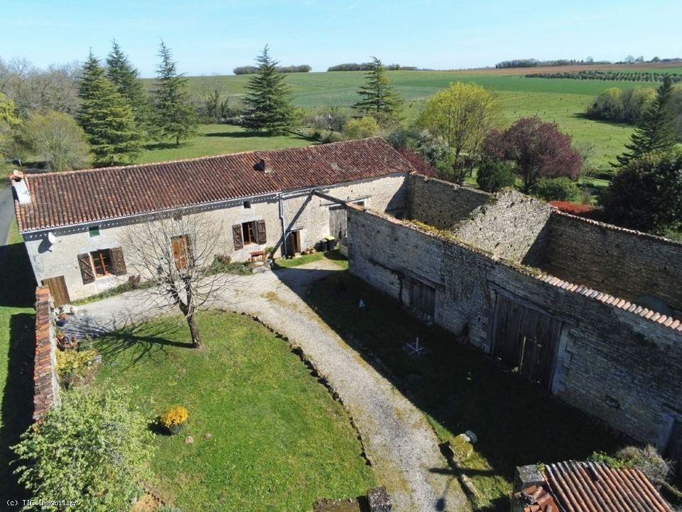 Villa a Mansle, Charente - foto 1