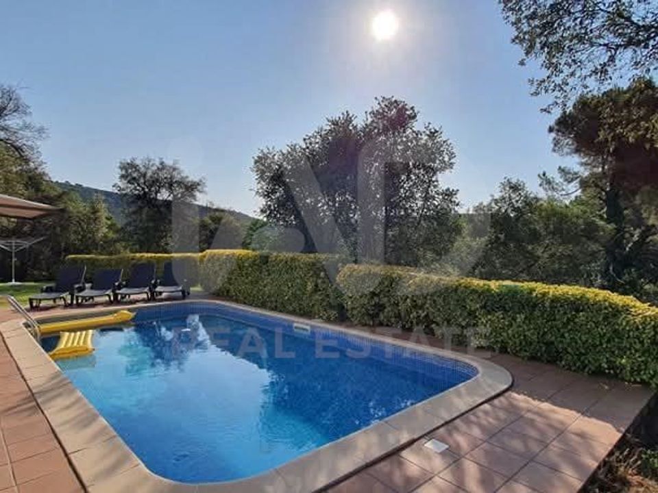 Casa de pueblo en Girona, Gerona - foto 1