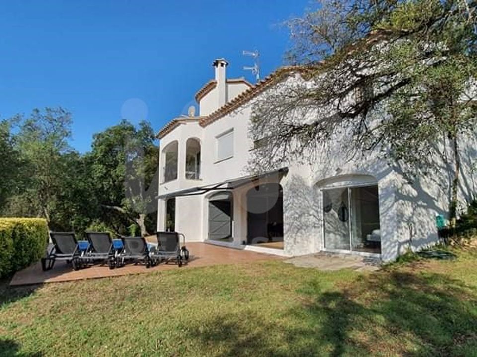 Casa de pueblo en Girona, Gerona - foto 2