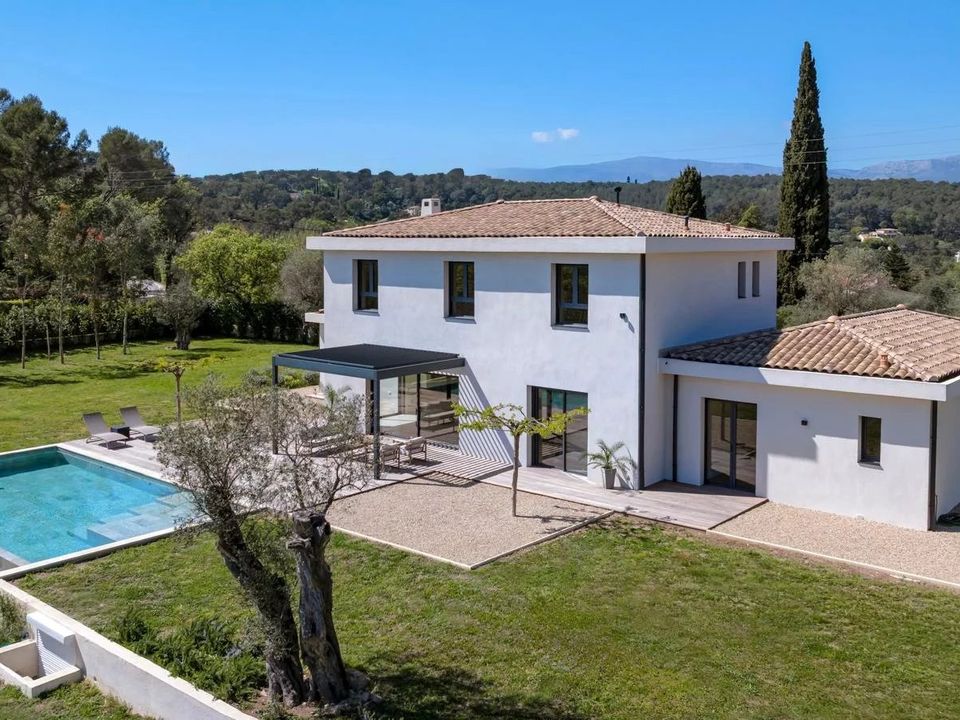 Villa i Roquefort-les-Pins, Alpes-Maritimes - foto 1