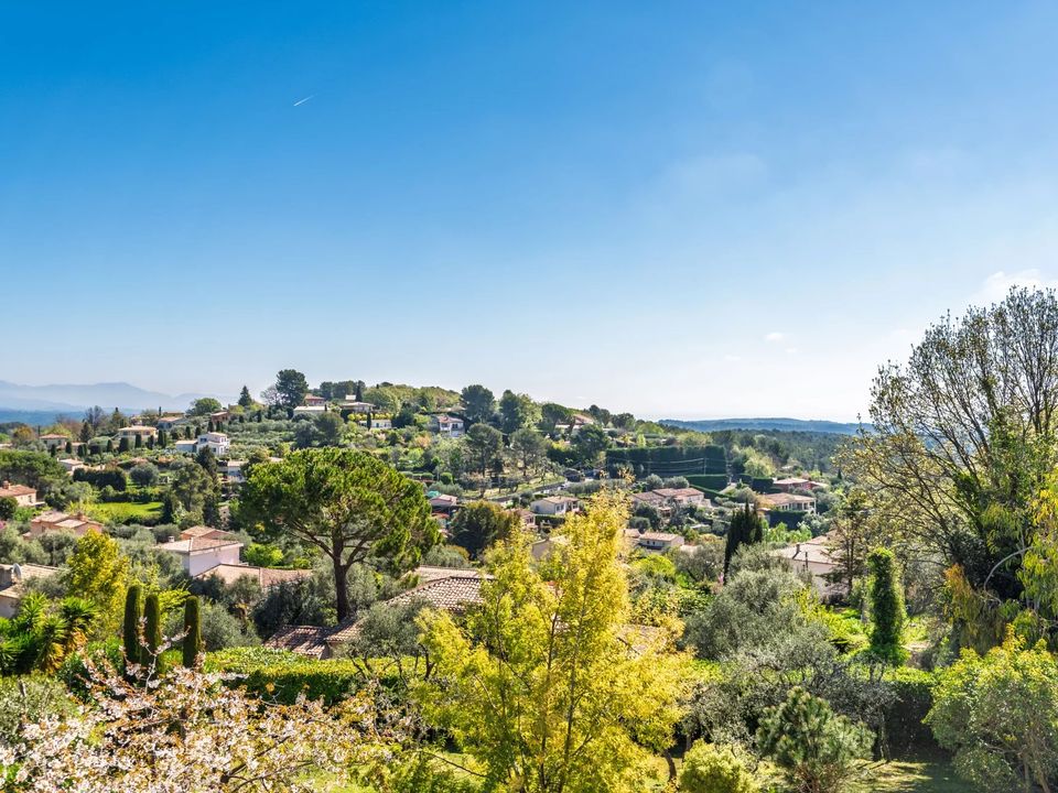 Villa i Le Rouret, Alpes-Maritimes - foto 2
