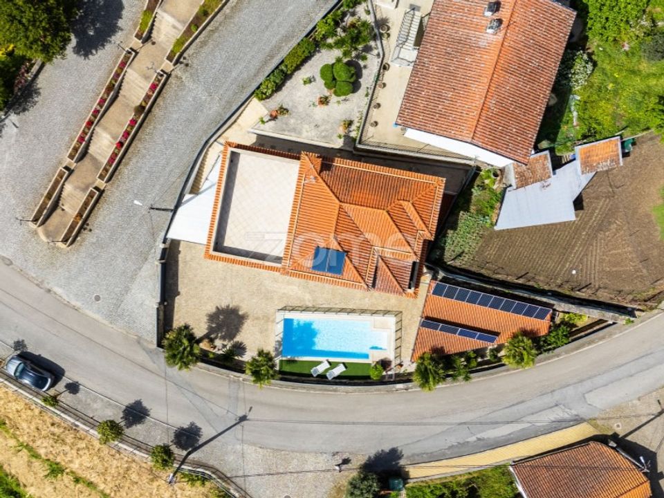 Villa i Celorico de Basto, Braga - foto 1