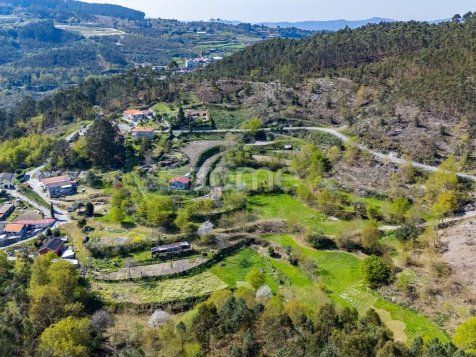Helårsgrund i Guimaraes, Braga - foto 1