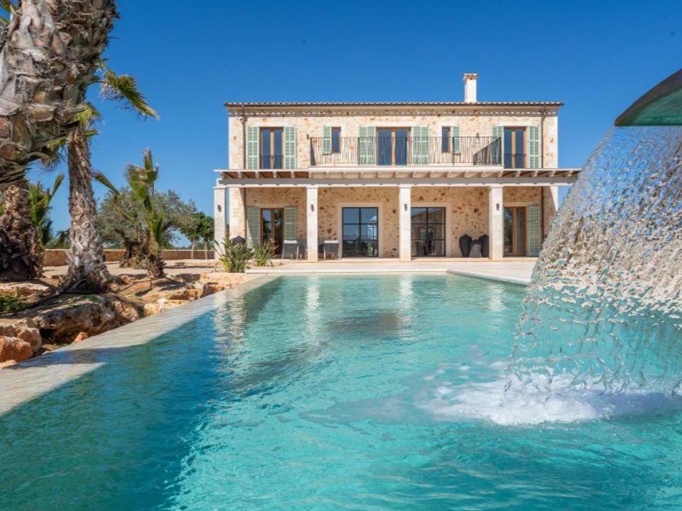 Landejendom i Cala Llombards, Mallorca - foto 1