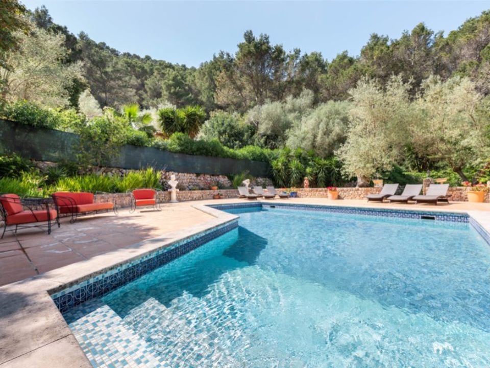 Landejendom i Puigpunyent, Mallorca - foto 1
