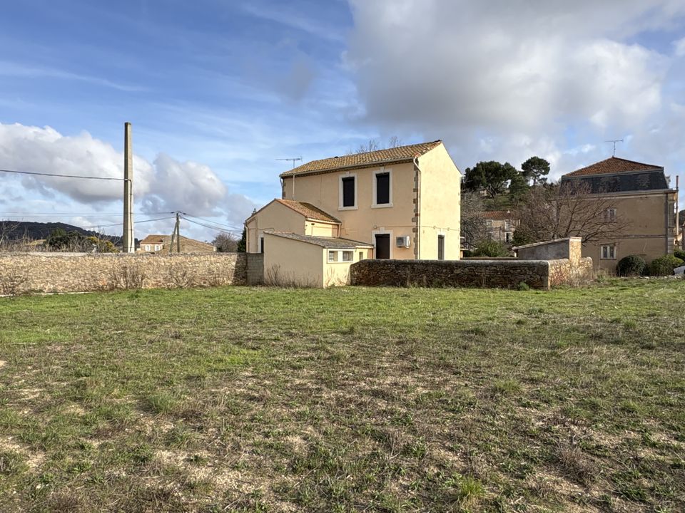 Helårsgrund i Fouzilhon, Herault - foto 3