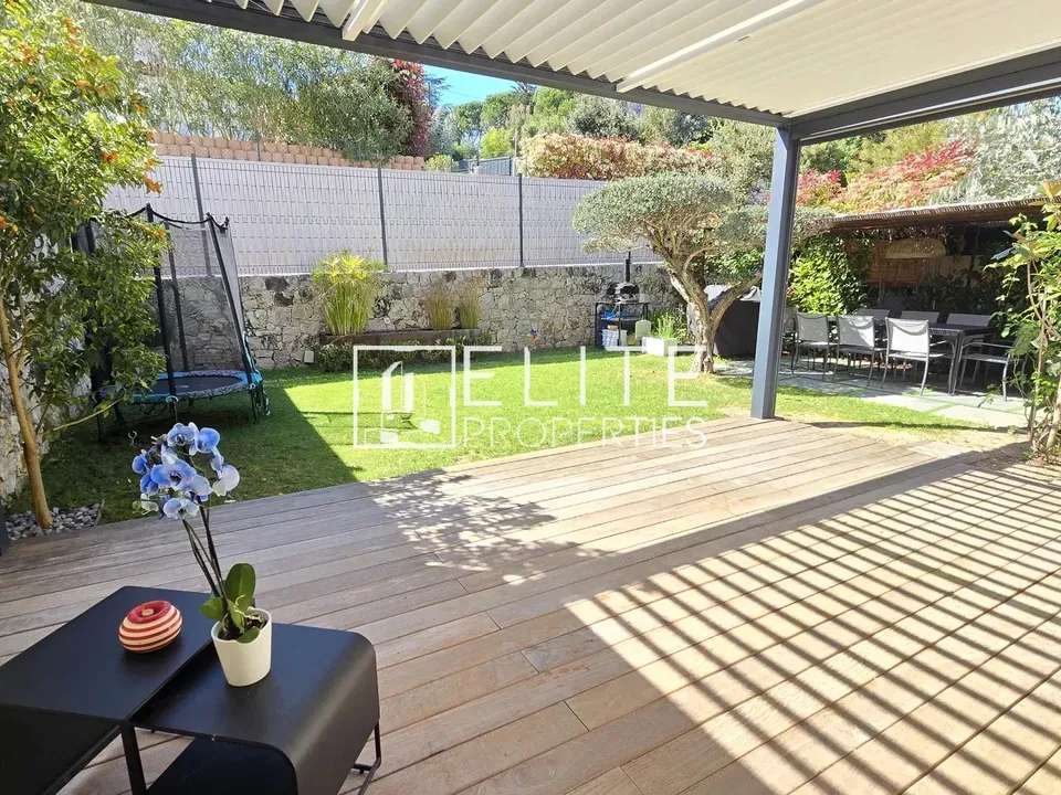 Villa a La Roquette-sur-Siagne, Alpes-Maritimes - foto 1