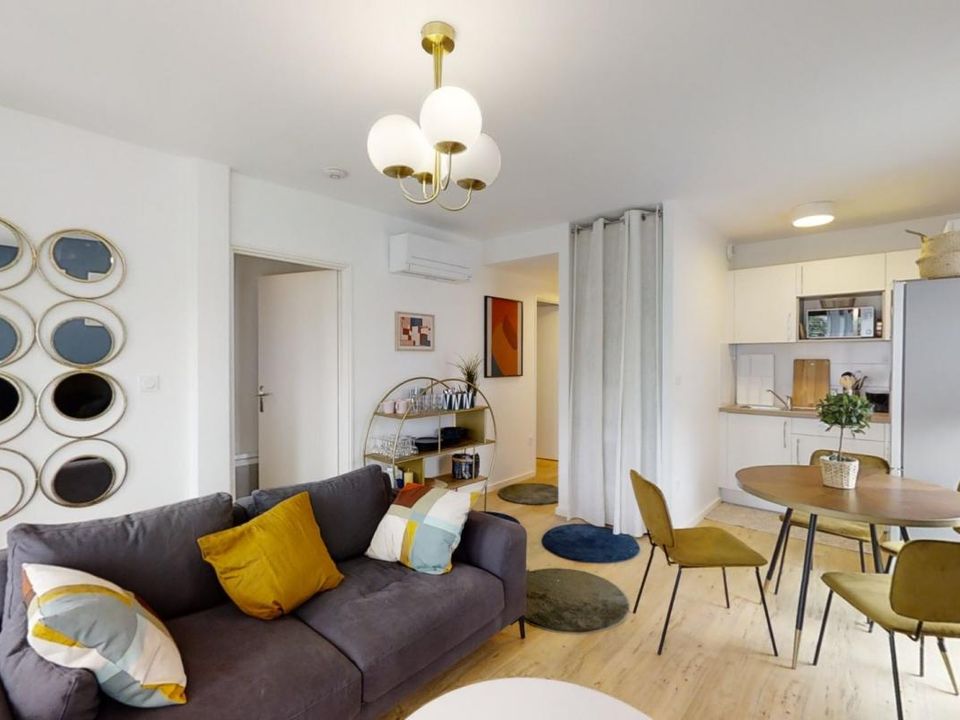 Apartment in Toulouse, Haute-Garonne - photo 2