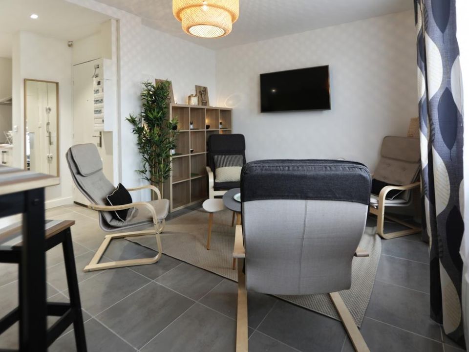 Apartment in Toulouse, Haute-Garonne - photo 2