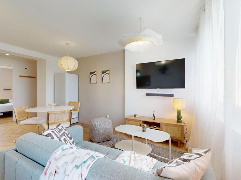 Apartment in Montpellier, Herault - photo 2