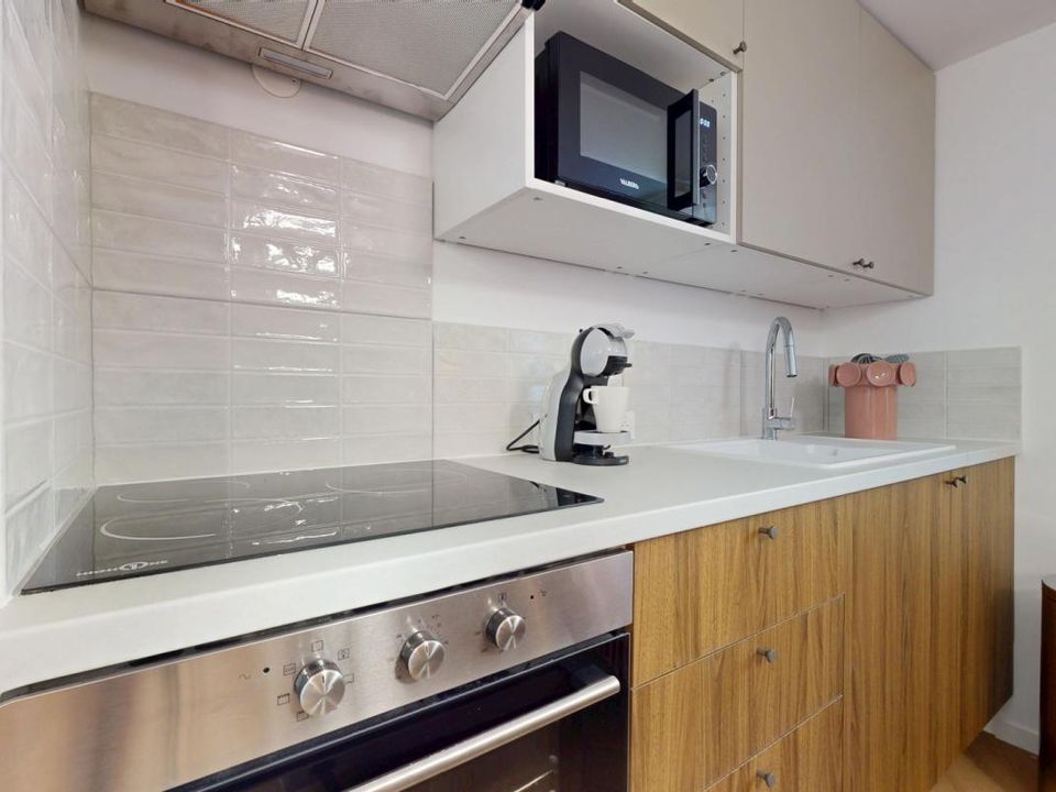 Apartment in Montpellier, Herault - photo 2