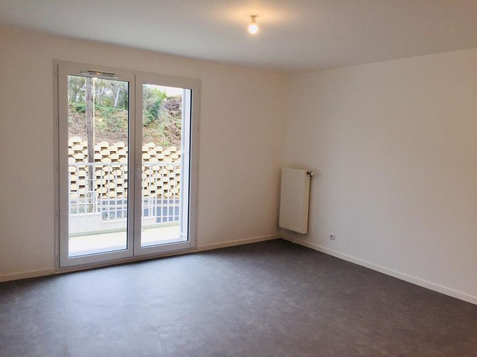Apartment in Plaisir, Yvelines - photo 3