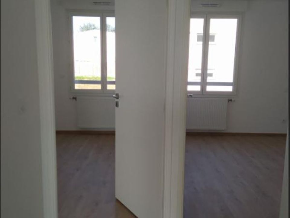 Apartment in Rives, Isere - photo 3