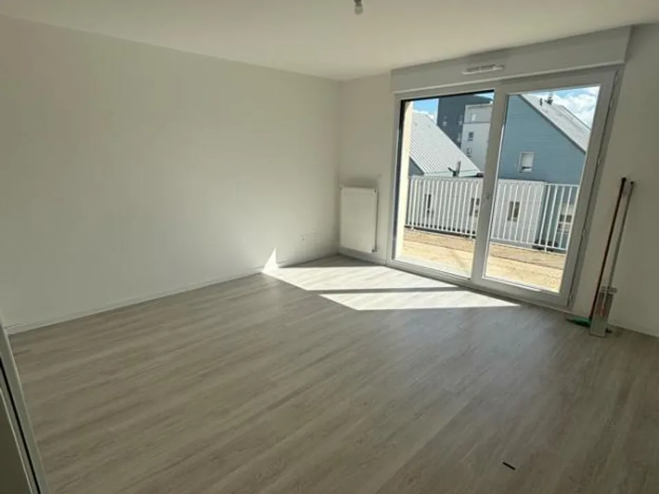 Apartment in Angers, Maine-et-Loire - photo 3