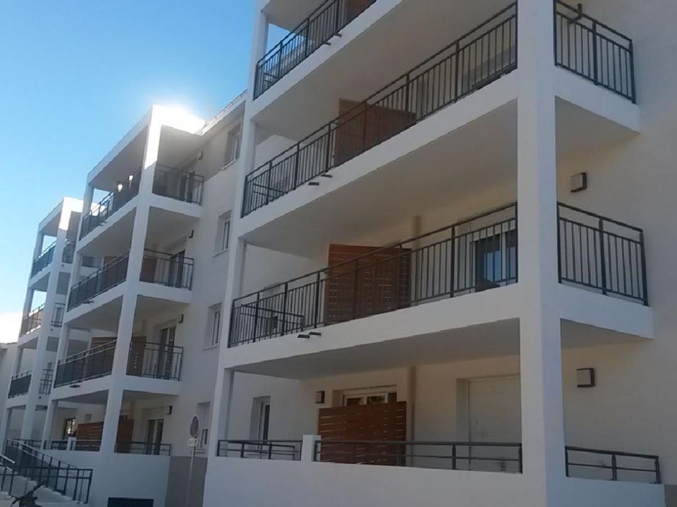Apartment in Avignon, Vaucluse - photo 1