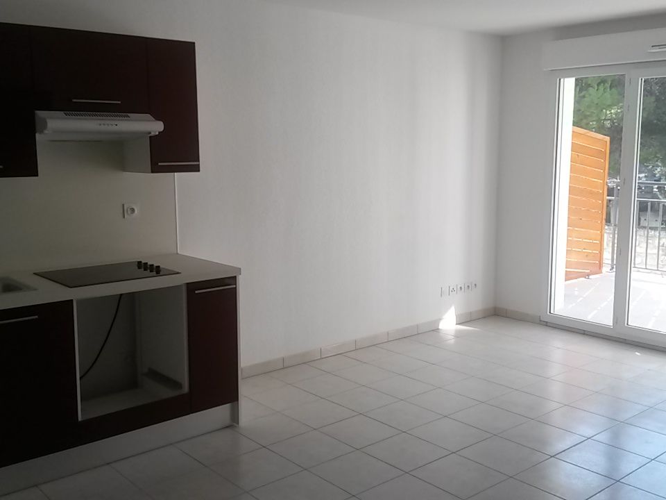 Apartment in Avignon, Vaucluse - photo 2