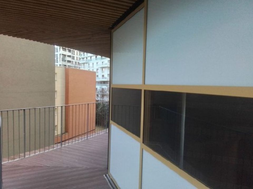 Apartment in Issy-les-Moulineaux, Hauts-de-Seine - photo 1