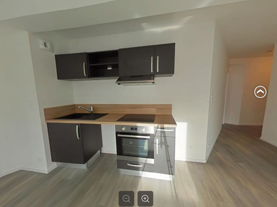 Apartment in Cholet, Maine-et-Loire - photo 3