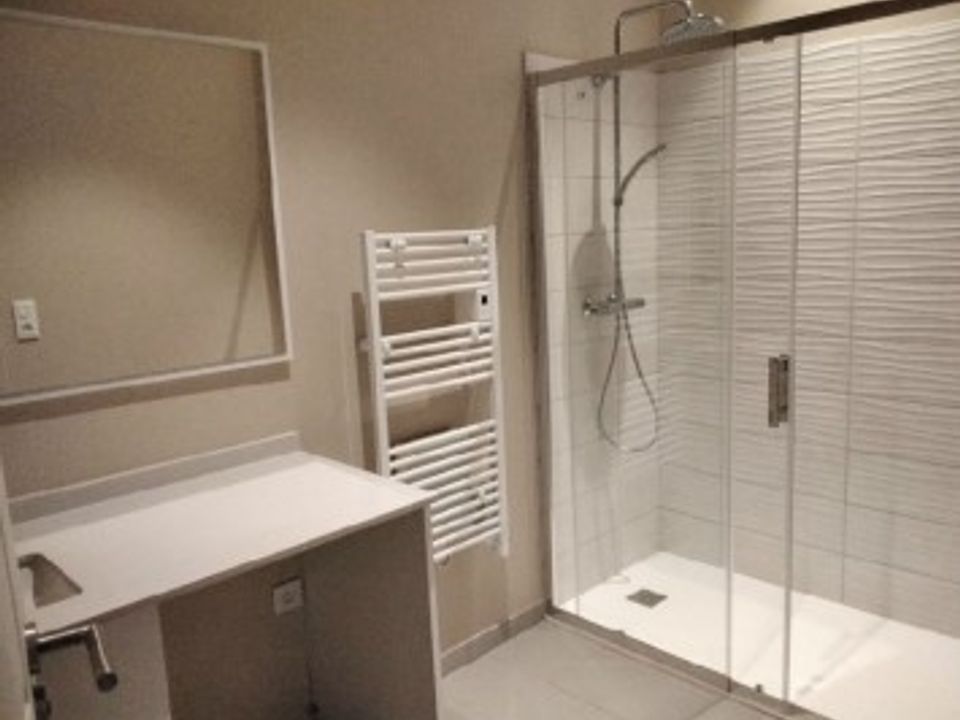 Apartment in Riom, Puy-de-Dome - photo 3