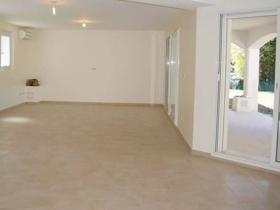 Villa i La Roquette-sur-Siagne, Alpes-Maritimes - foto 1