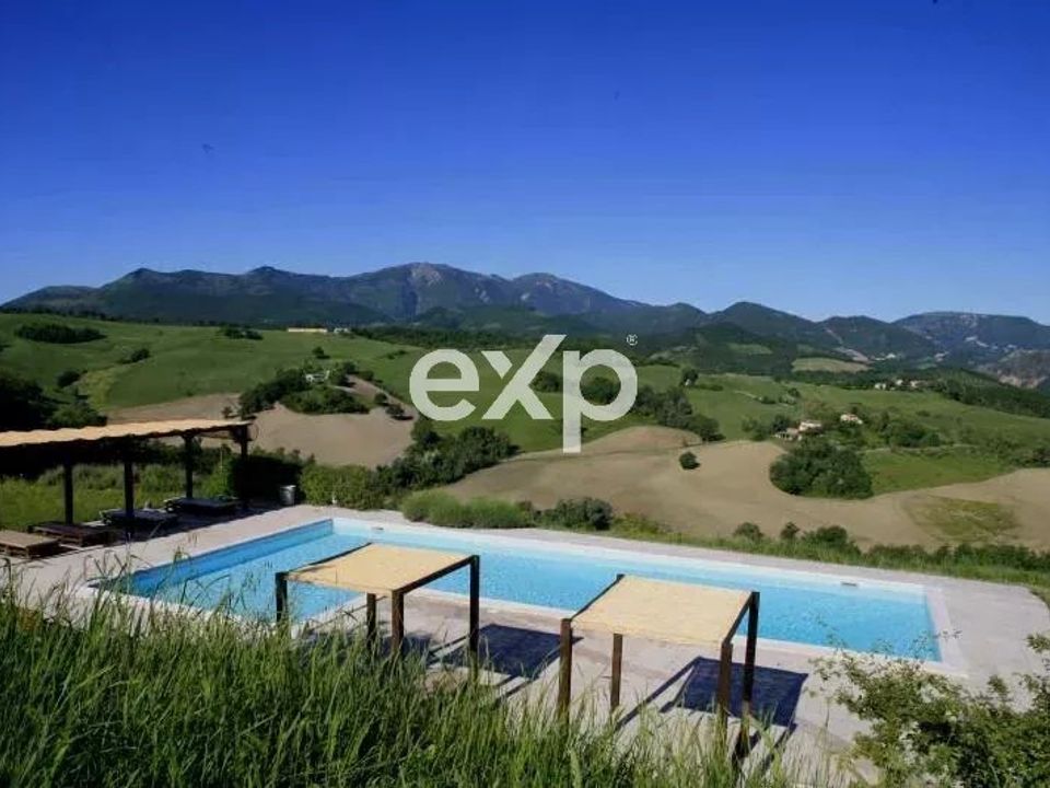 Landejendom i Cagli, Pesaro and Urbino - foto 2